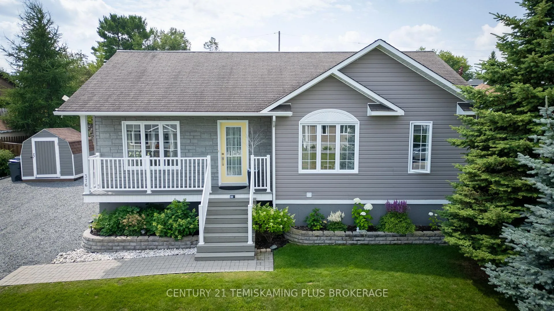 Photo 2 of 376 Arnold Drive, Temiskaming Shores, Haileybury — HOMEH