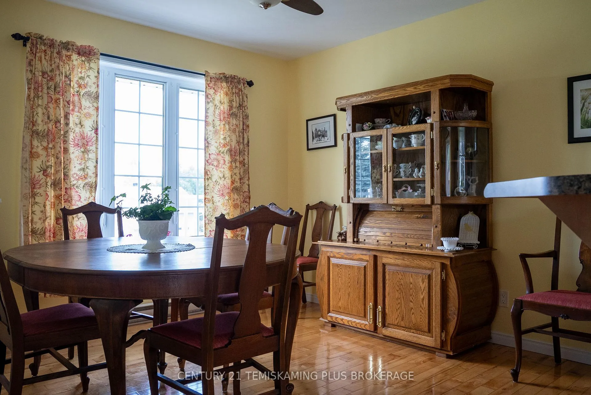 Photo 10 of 376 Arnold Drive, Temiskaming Shores, Haileybury — HOMEH