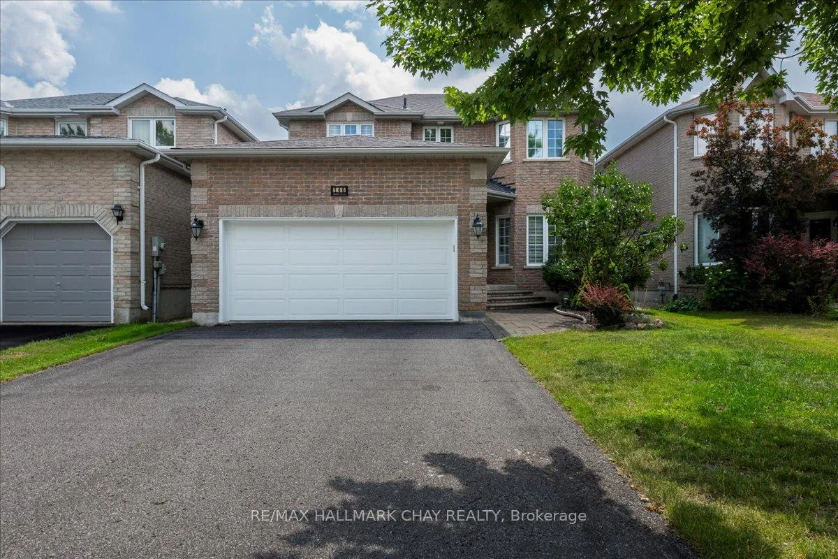 Photo 2 of 146 Raymond Crescent, Barrie, Painswick South — HOMEH