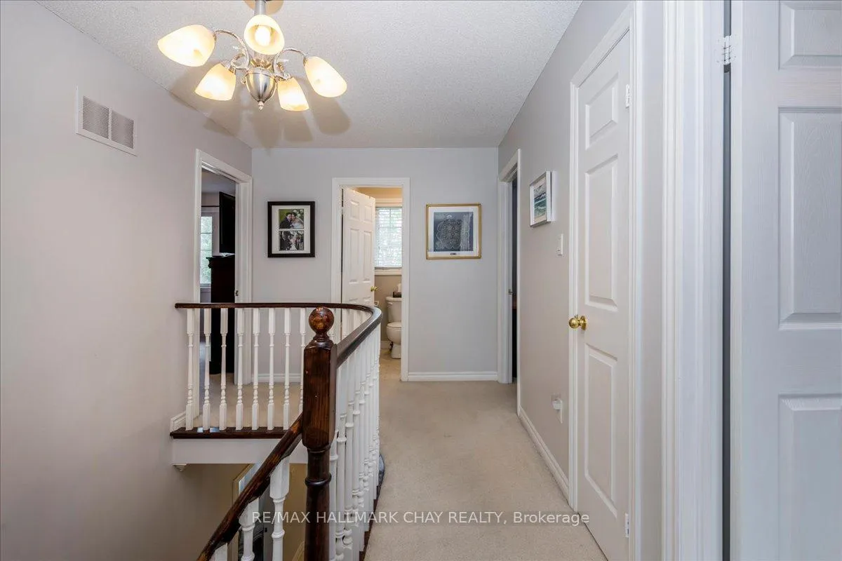 Photo 18 of 146 Raymond Crescent, Barrie, Painswick South — HOMEH