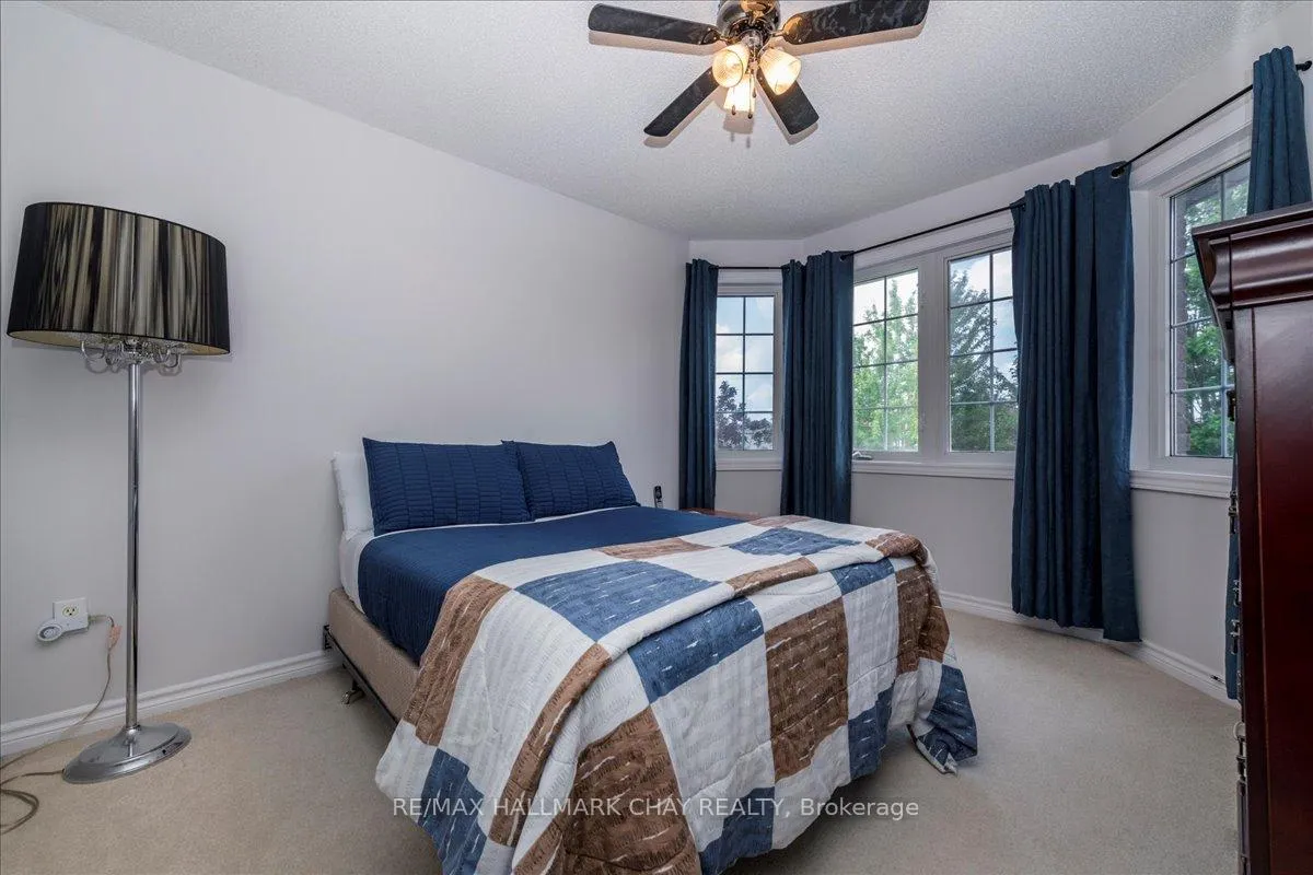 Photo 26 of 146 Raymond Crescent, Barrie, Painswick South — HOMEH