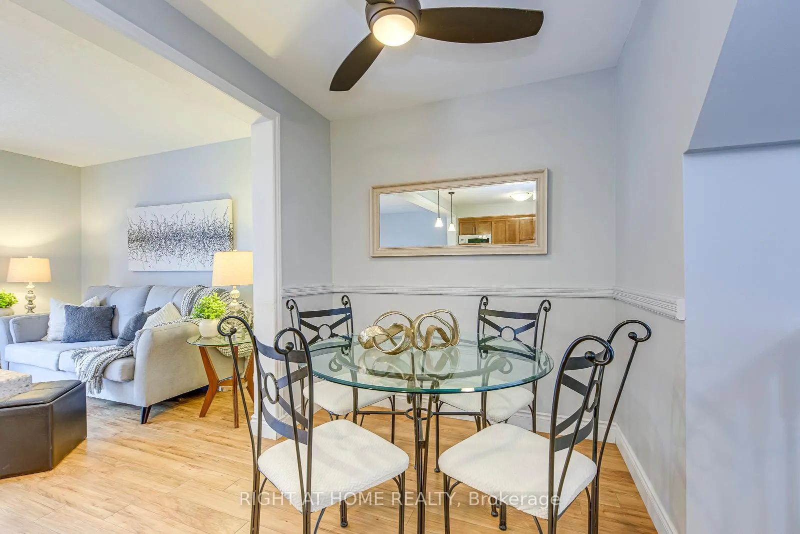 Photo 10 of 457 Laurel Gate Drive, Waterloo — HOMEH
