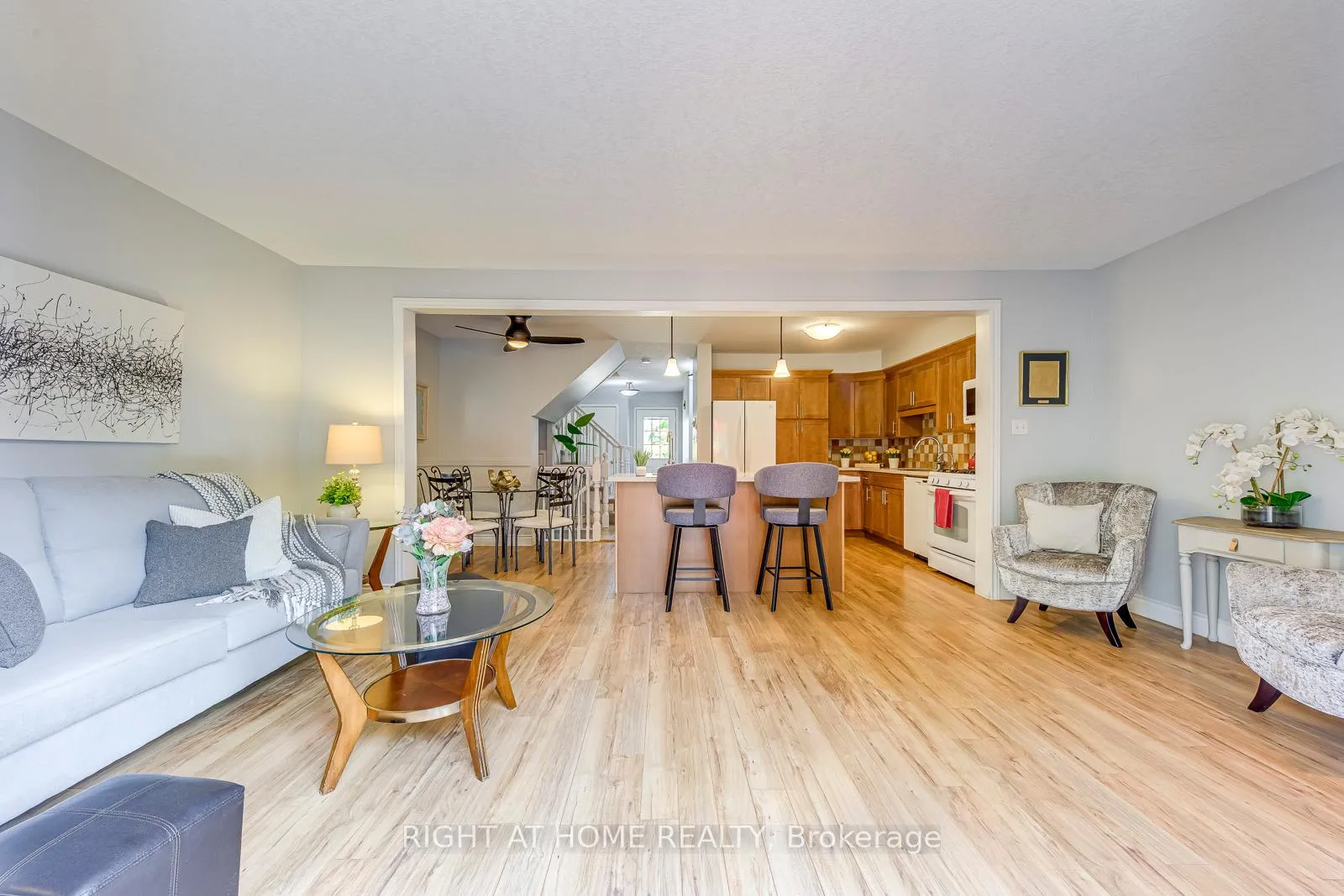 Photo 19 of 457 Laurel Gate Drive, Waterloo — HOMEH