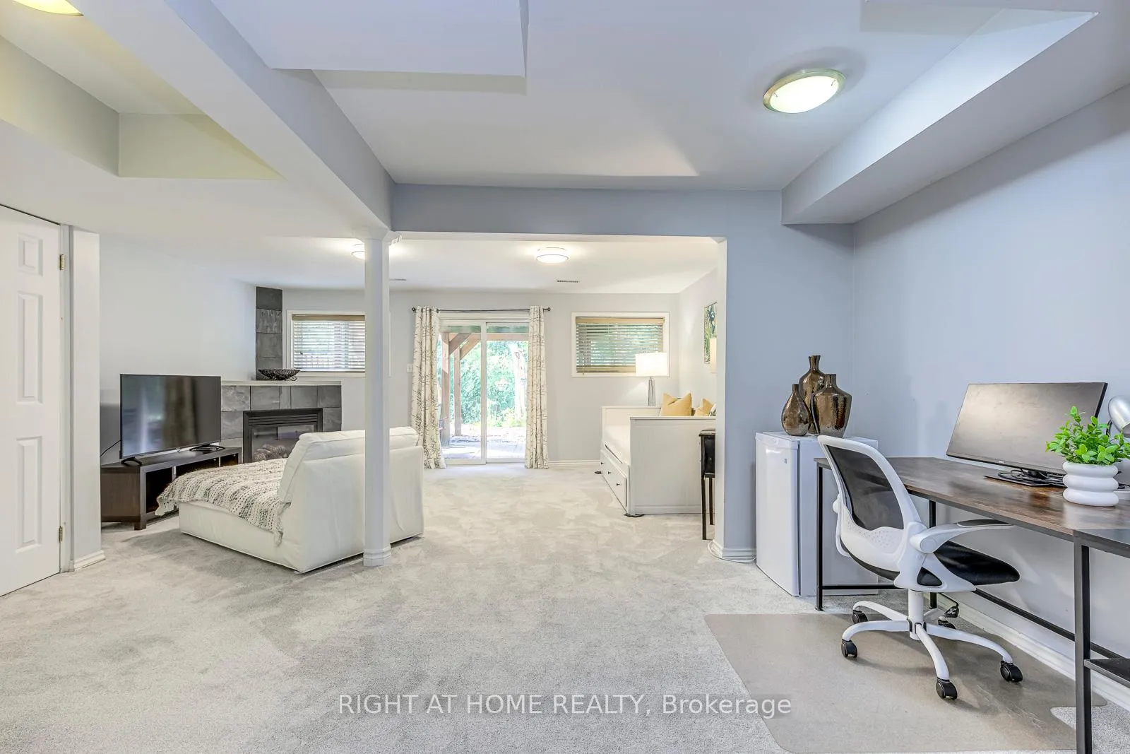 Photo 36 of 457 Laurel Gate Drive, Waterloo — HOMEH