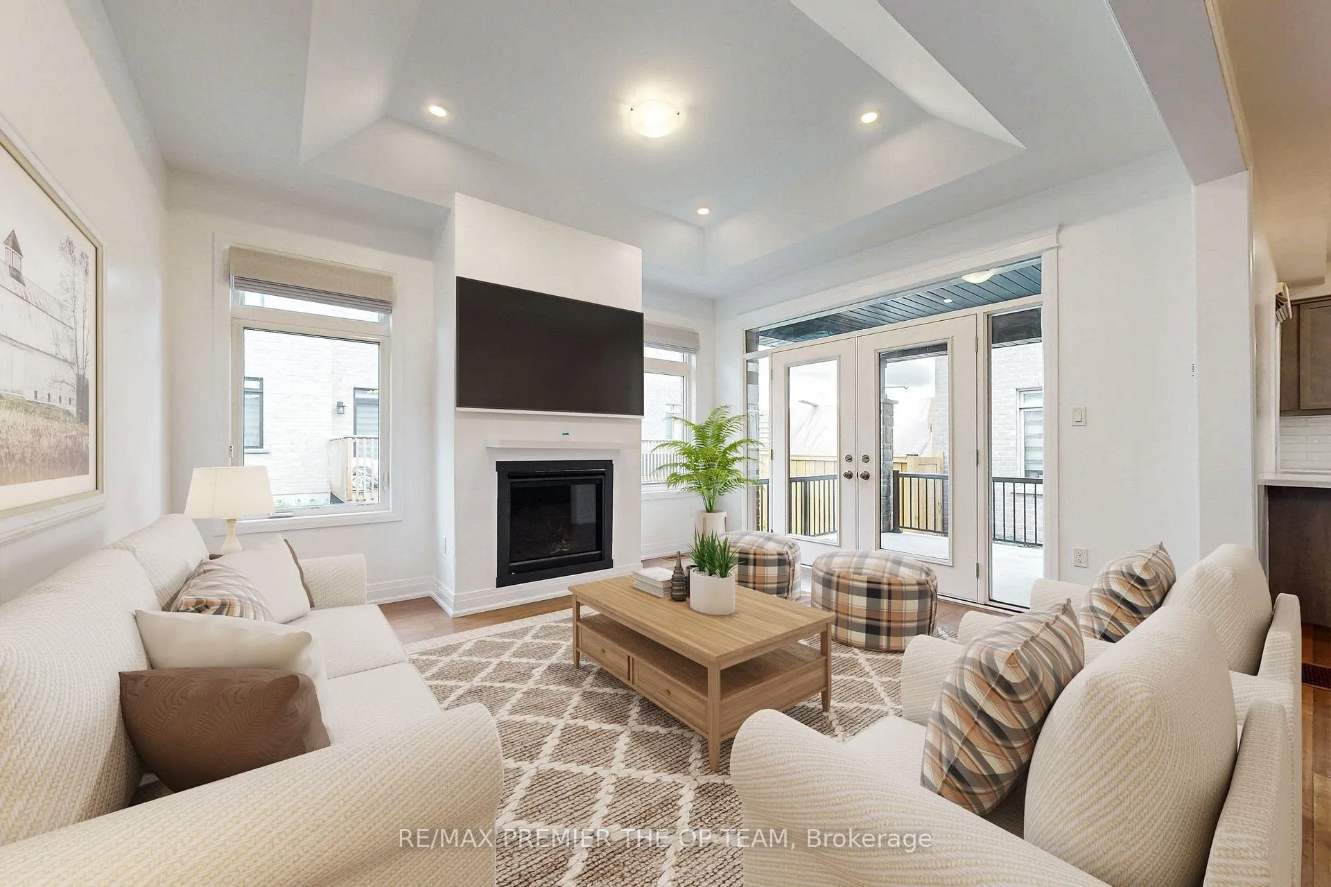 Photo 16 of 199 Franklin Trail, Barrie, Holly — HOMEH
