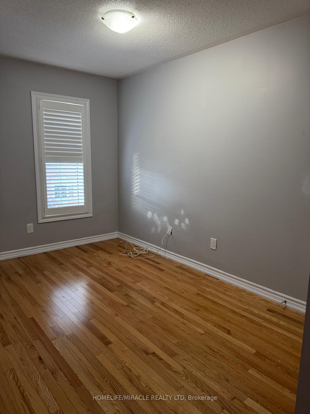 Photo 9 of Unit 88, 88 Aspen Hills Road, Brampton, Credit Valley — HOMEH