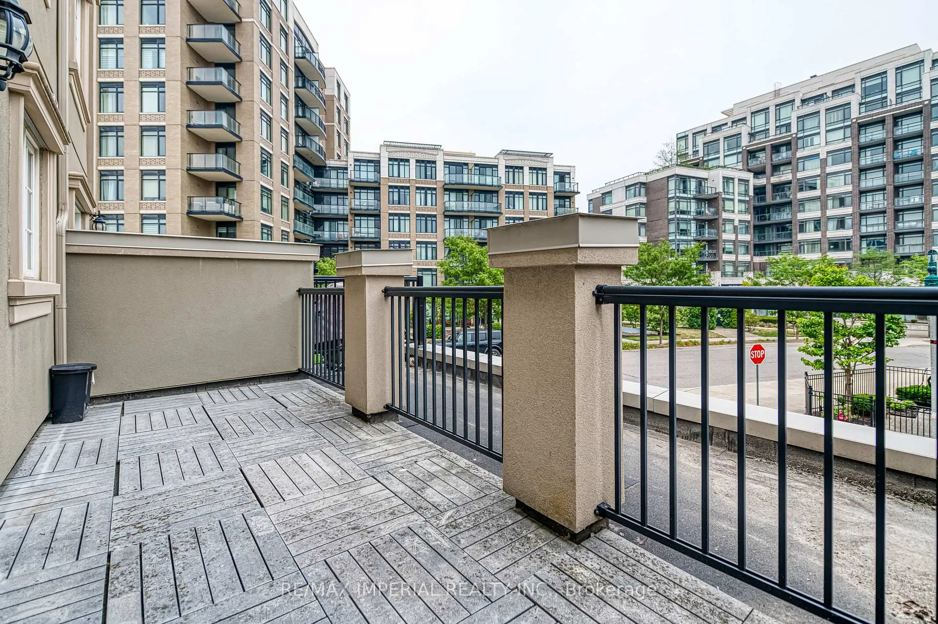 Photo 6 of 21 Mackenzie'S Stand Avenue, Markham, Unionville — HOMEH