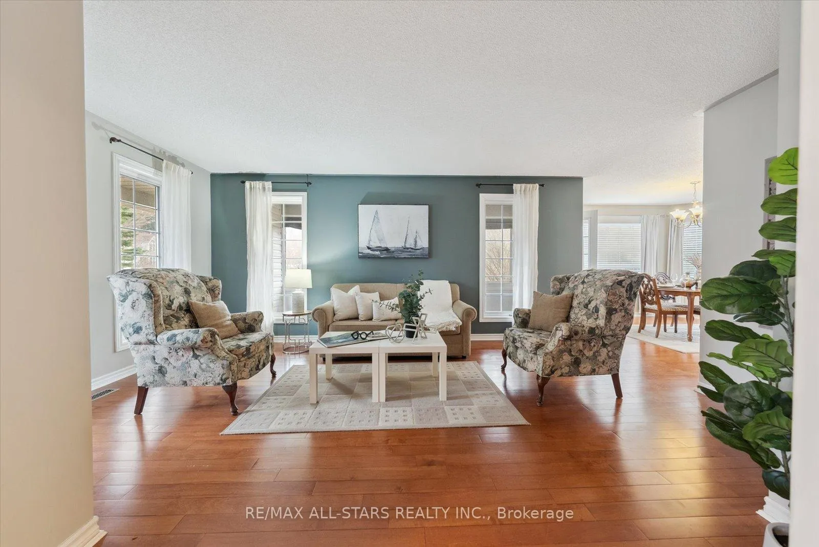 Photo 9 of 20 Mcfadden Drive, Springwater, Hillsdale — HOMEH