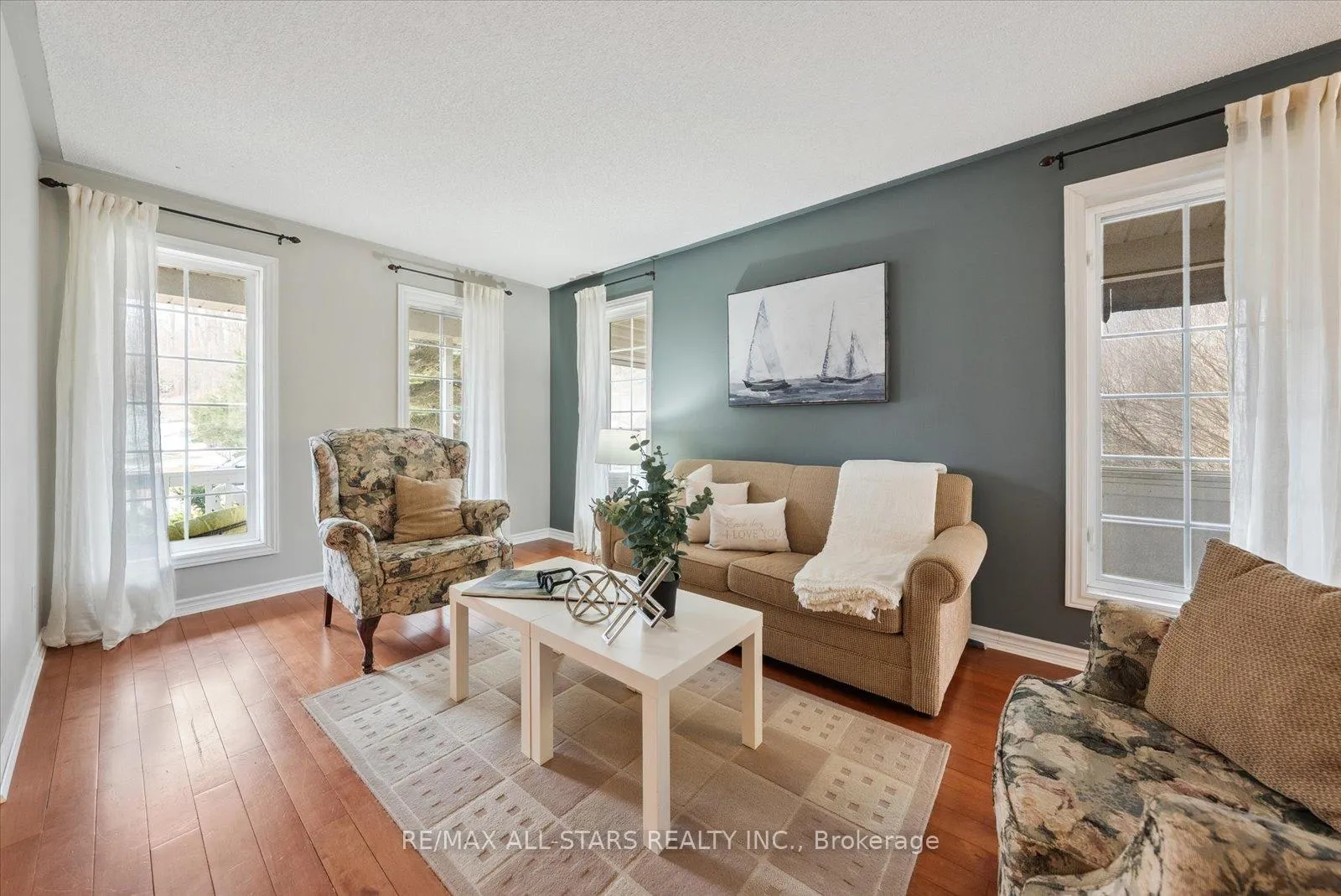 Photo 10 of 20 Mcfadden Drive, Springwater, Hillsdale — HOMEH