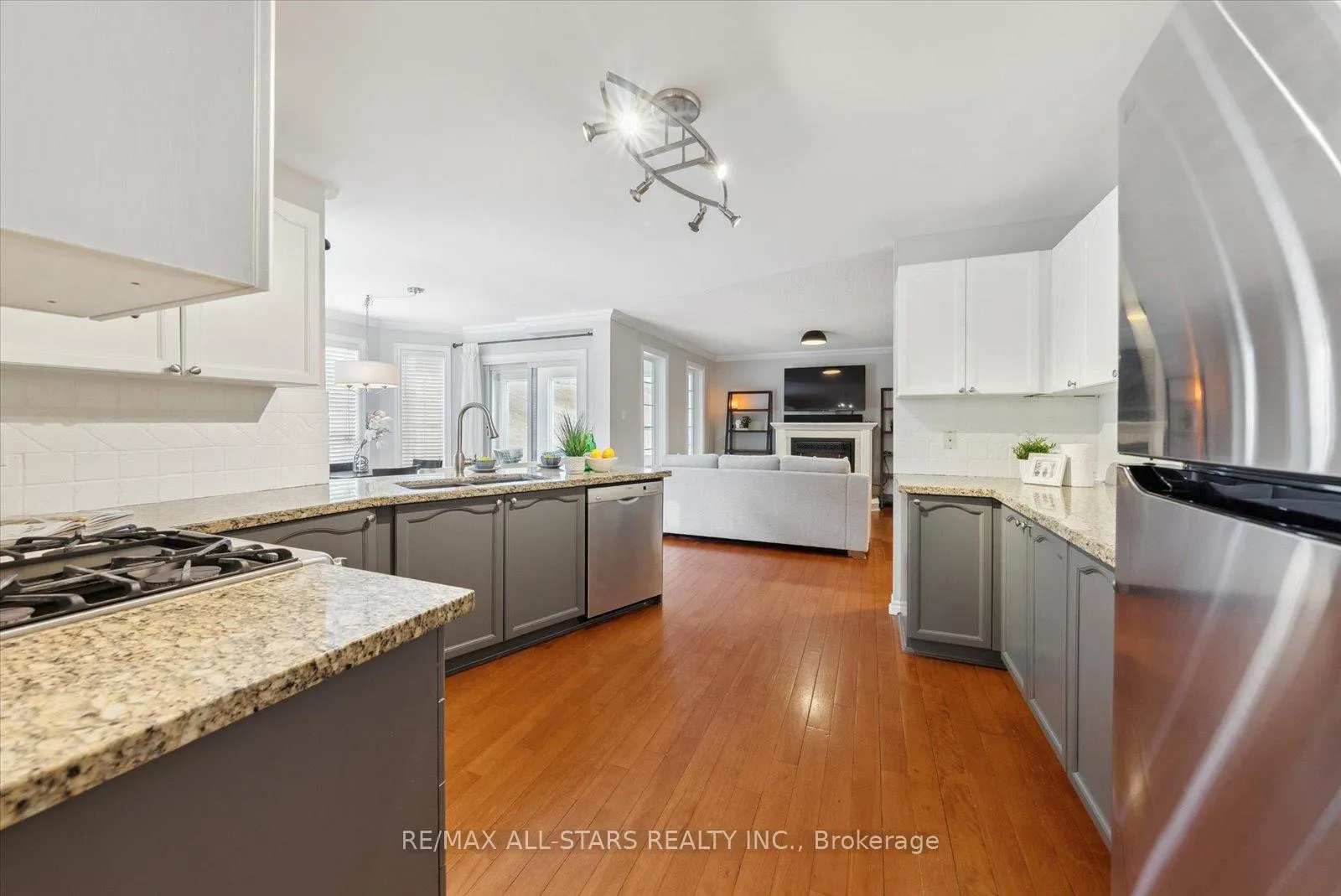Photo 16 of 20 Mcfadden Drive, Springwater, Hillsdale — HOMEH