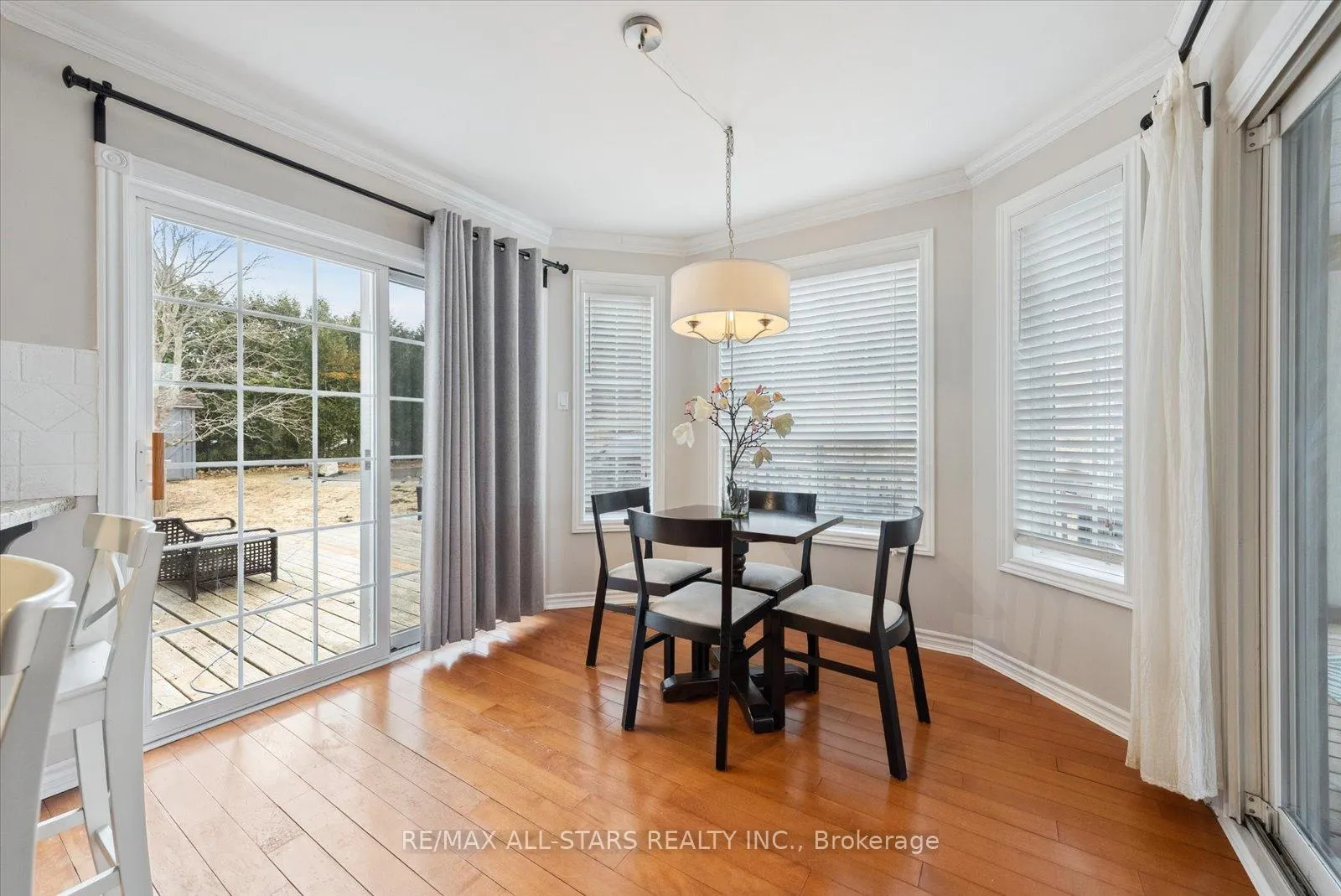 Photo 17 of 20 Mcfadden Drive, Springwater, Hillsdale — HOMEH