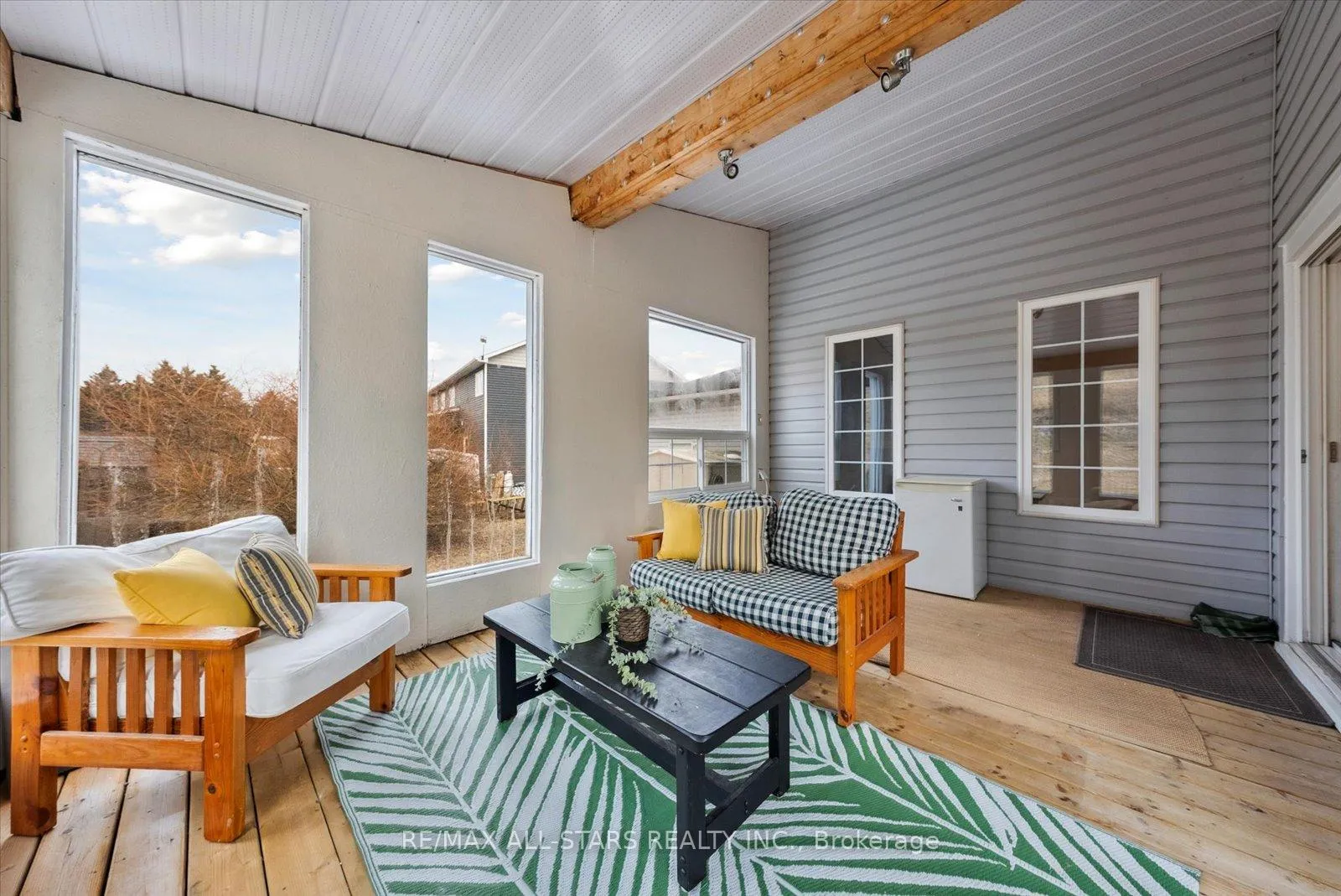 Photo 20 of 20 Mcfadden Drive, Springwater, Hillsdale — HOMEH