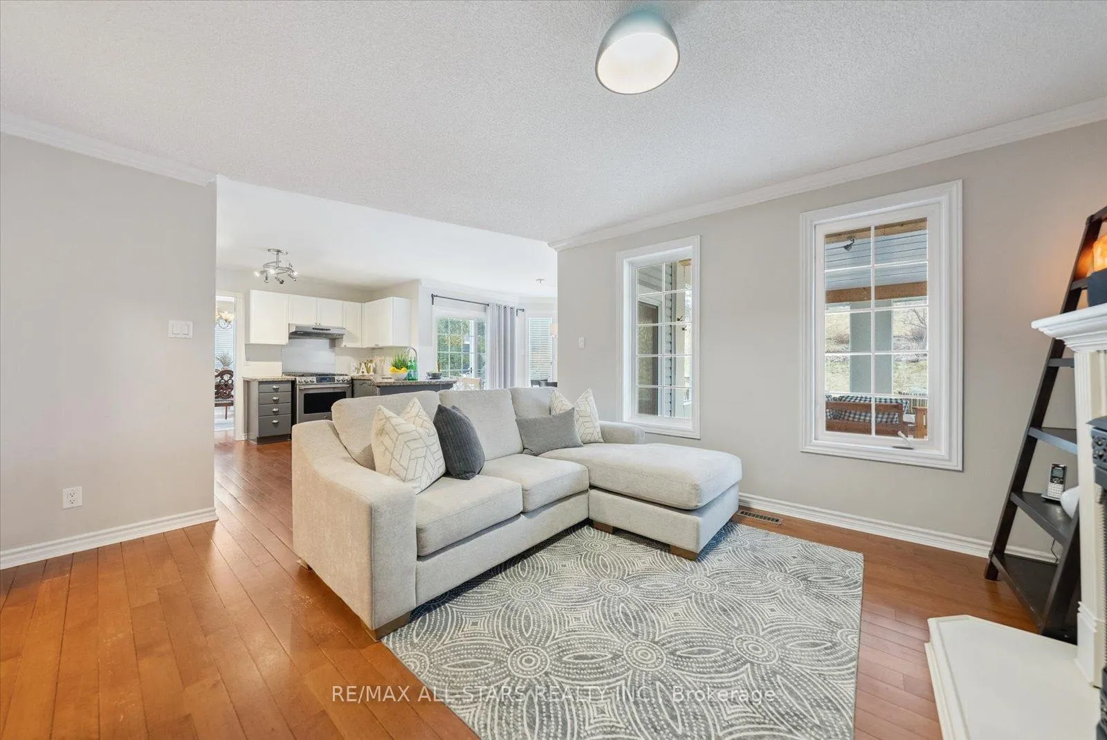 Photo 22 of 20 Mcfadden Drive, Springwater, Hillsdale — HOMEH