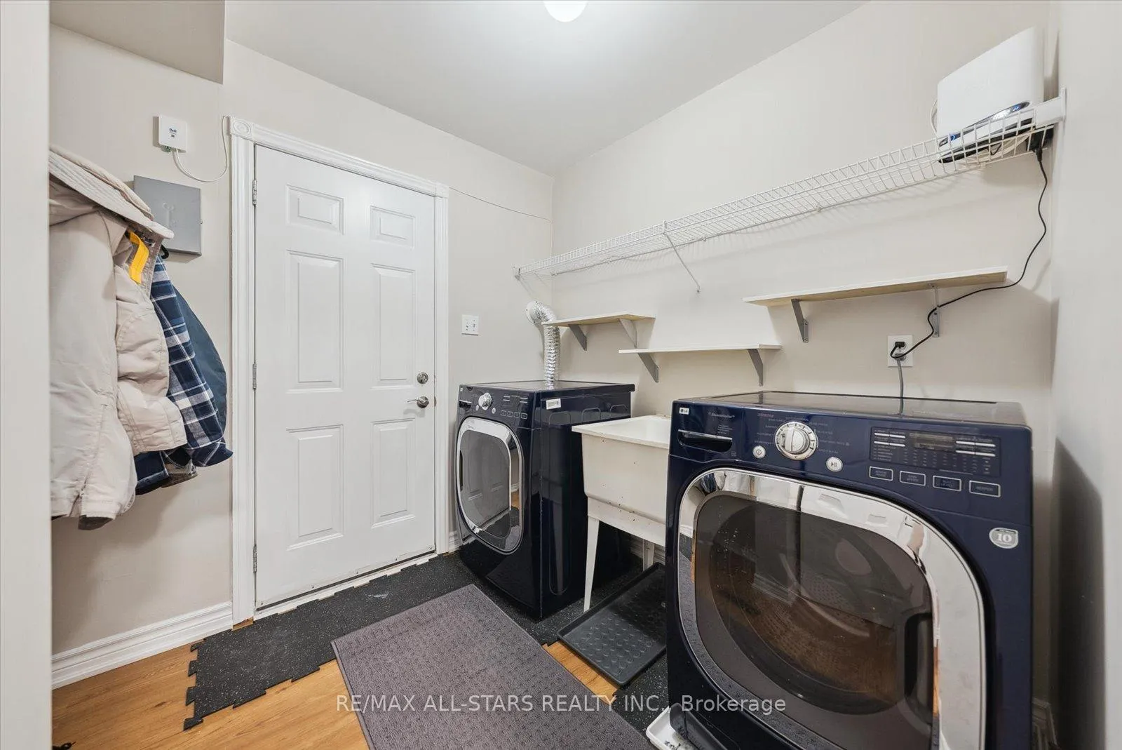 Photo 37 of 20 Mcfadden Drive, Springwater, Hillsdale — HOMEH