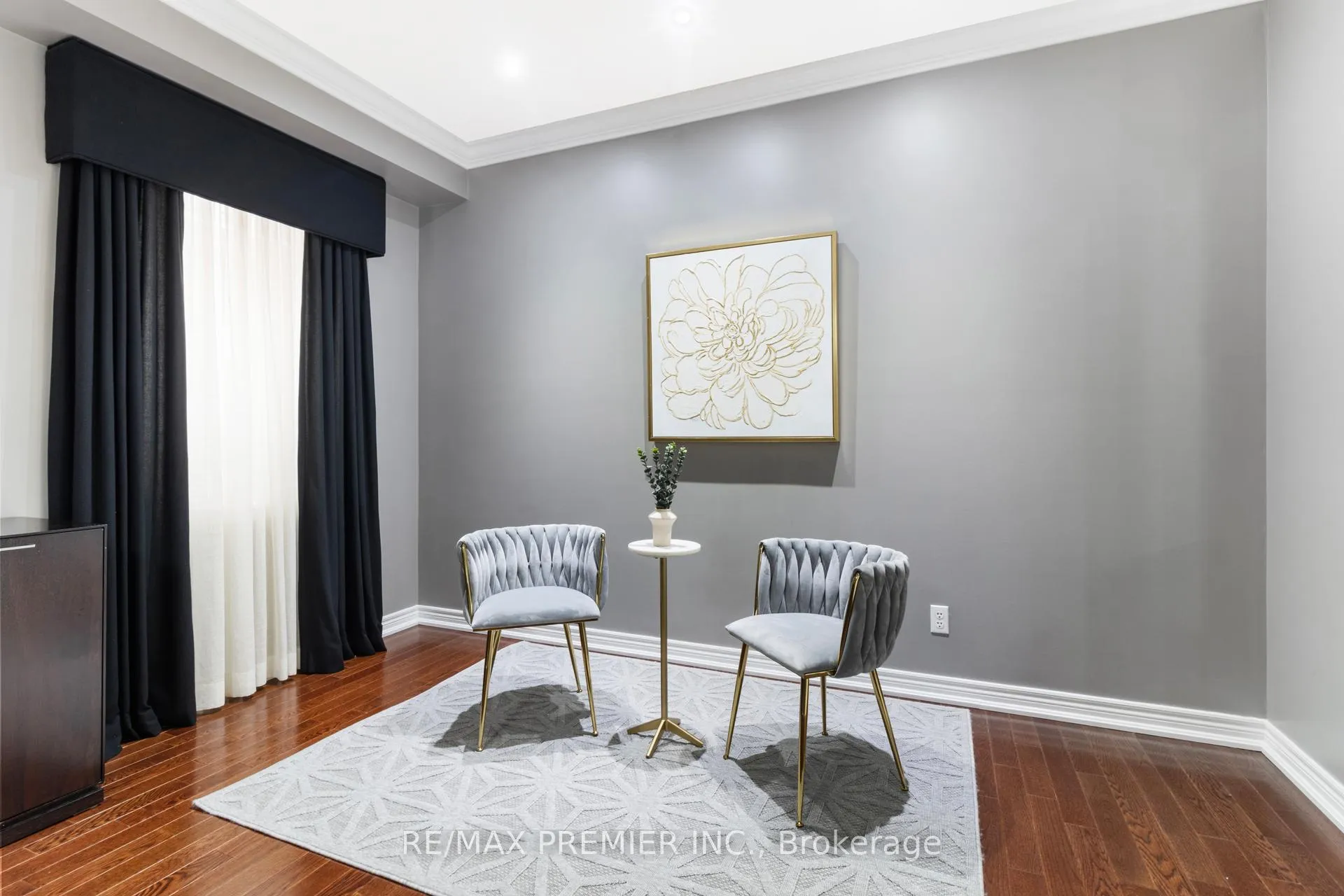 Photo 9 of 64 Leameadow Road, Vaughan, Patterson — HOMEH