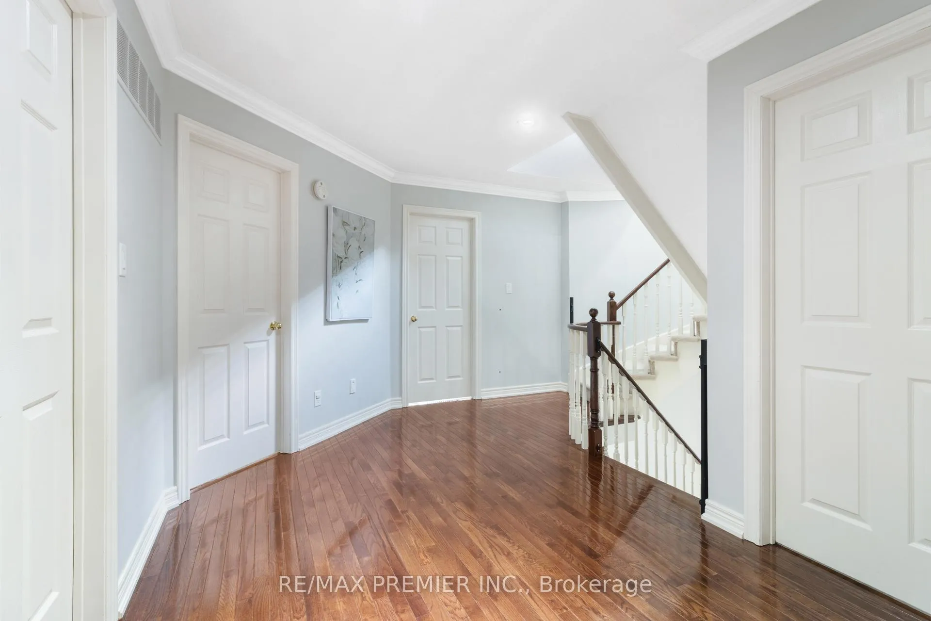 Photo 24 of 64 Leameadow Road, Vaughan, Patterson — HOMEH