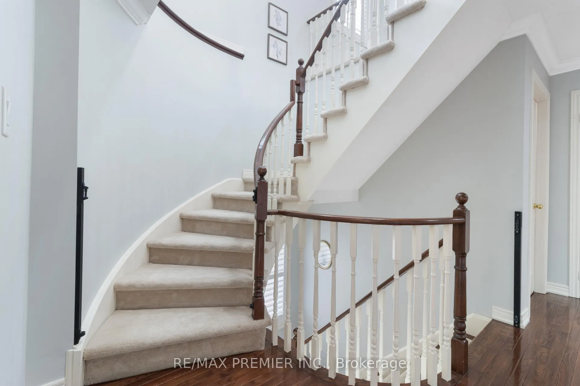 Photo 42 of 64 Leameadow Road, Vaughan, Patterson — HOMEH