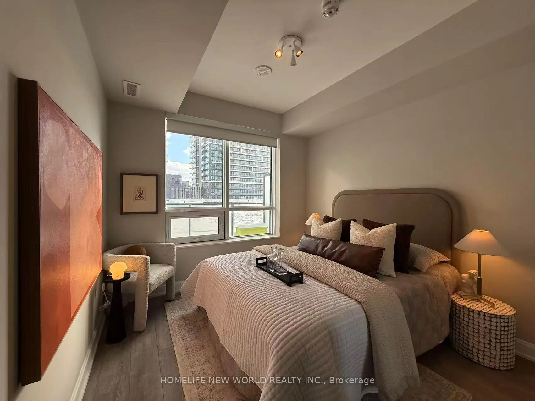 Photo 7 of Unit 225, 38 Water Walk Drive, Markham, Unionville — HOMEH