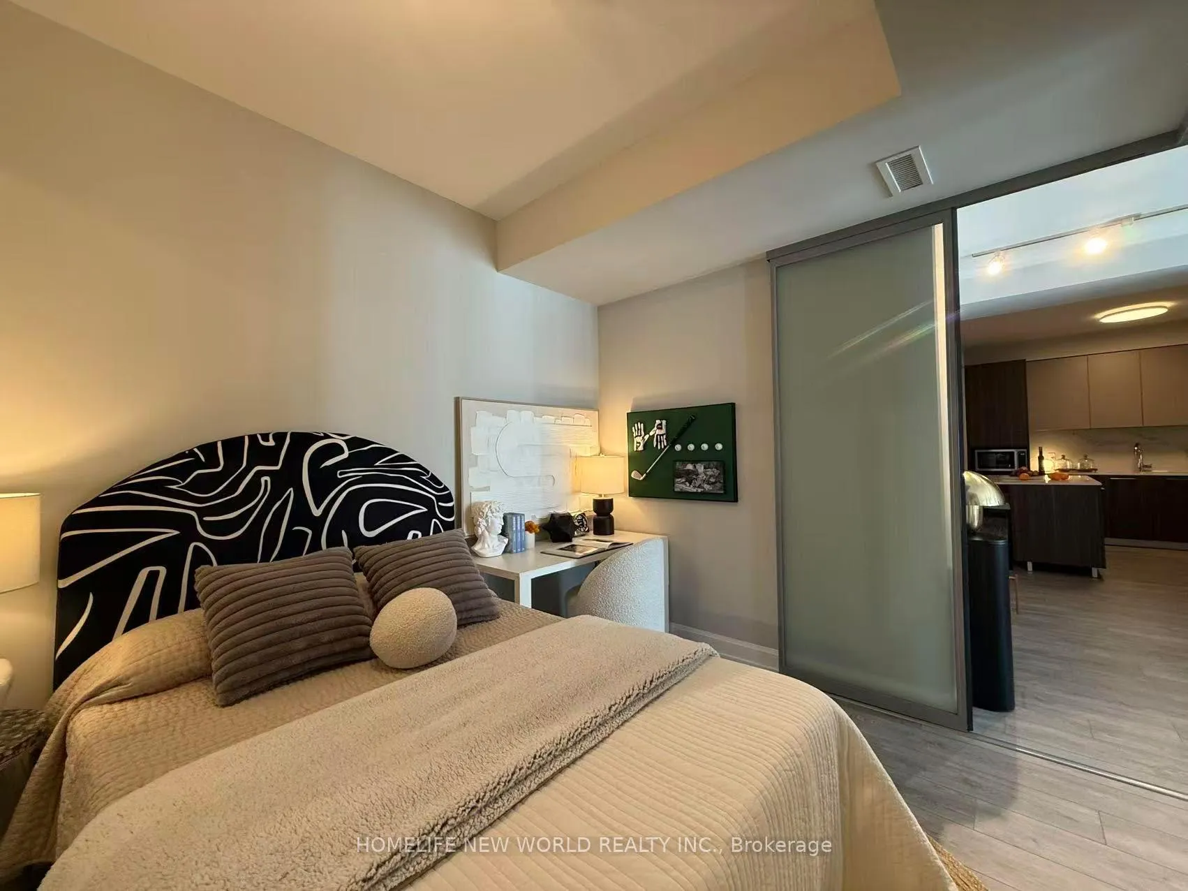Photo 9 of Unit 225, 38 Water Walk Drive, Markham, Unionville — HOMEH