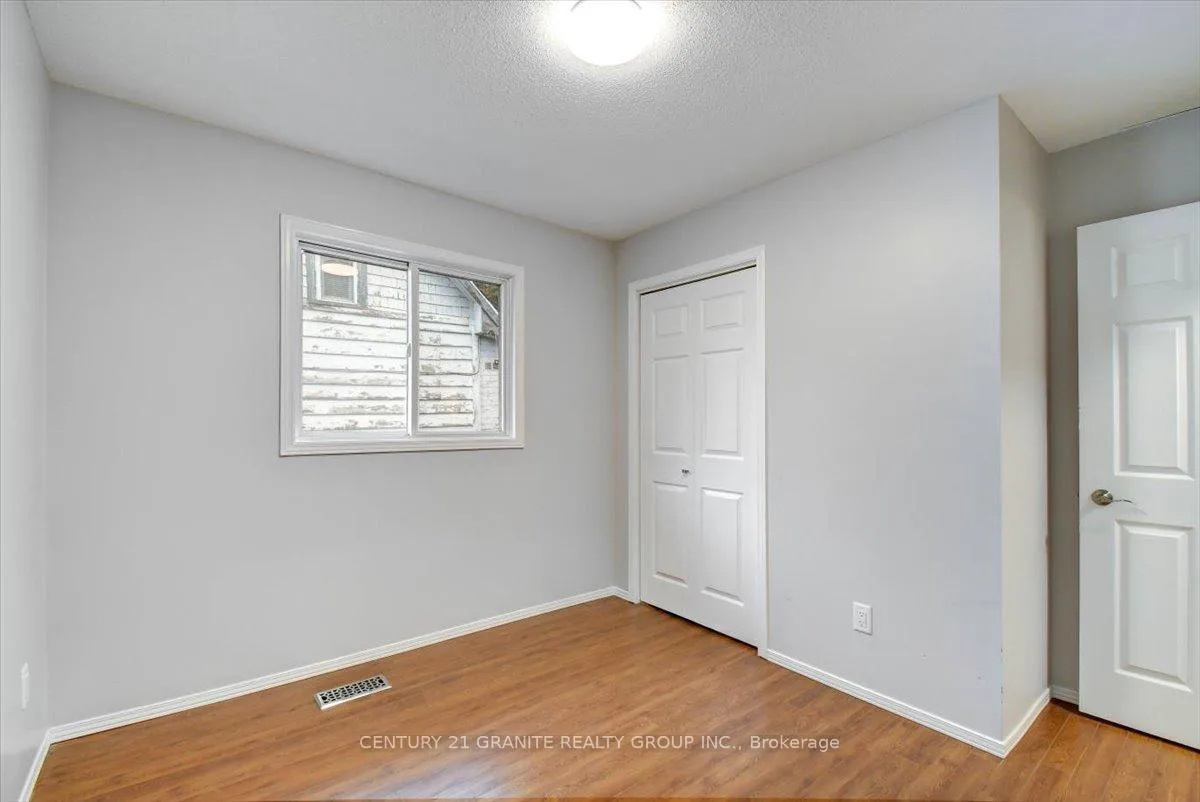 Photo 8 of 11 Monck Street, Bancroft, Bancroft Ward — HOMEH