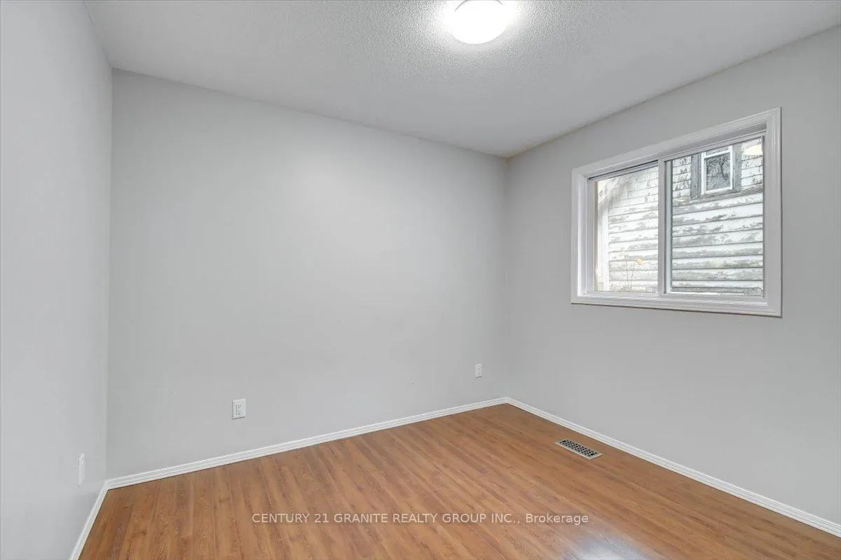 Photo 9 of 11 Monck Street, Bancroft, Bancroft Ward — HOMEH
