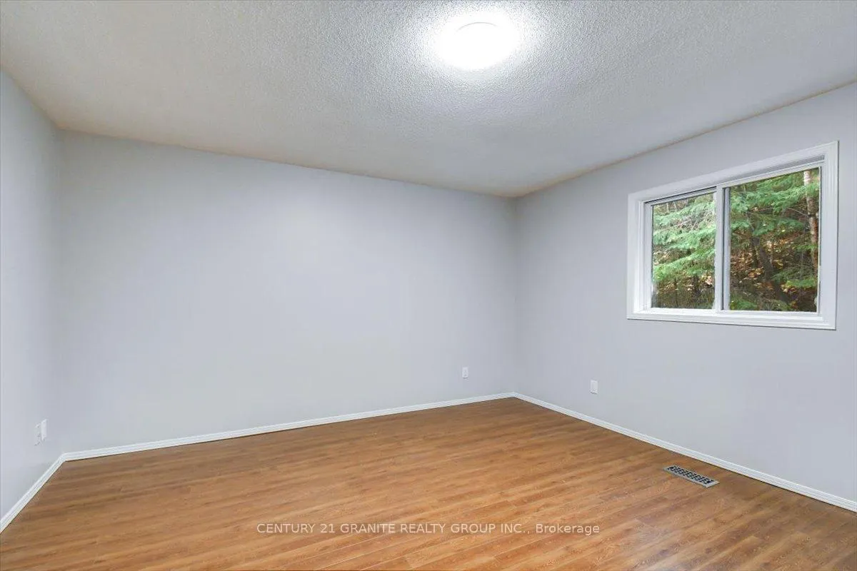 Photo 10 of 11 Monck Street, Bancroft, Bancroft Ward — HOMEH