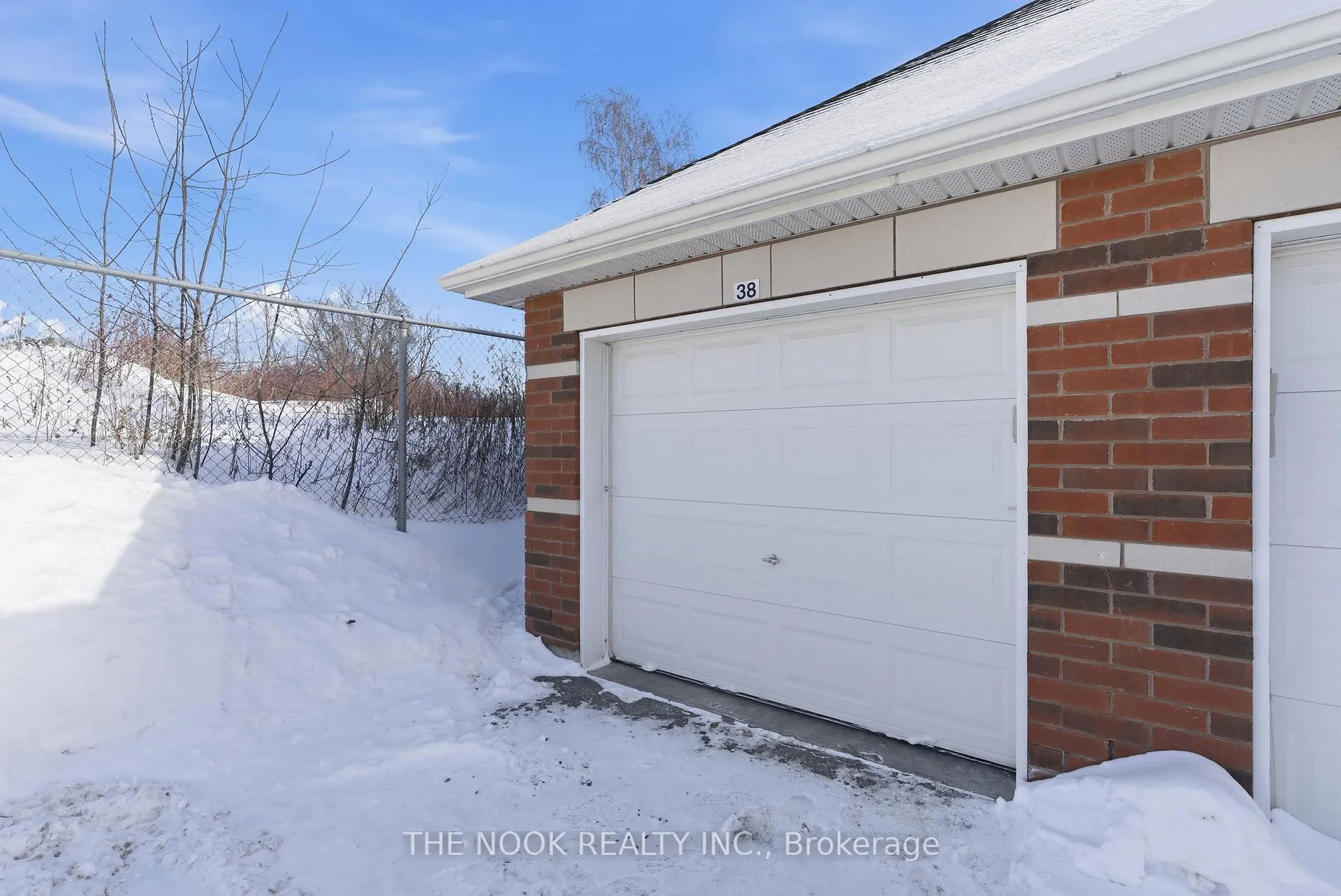 Photo 3 of Unit 308, 61 Clarington Boulevard, Clarington, Bowmanville — HOMEH