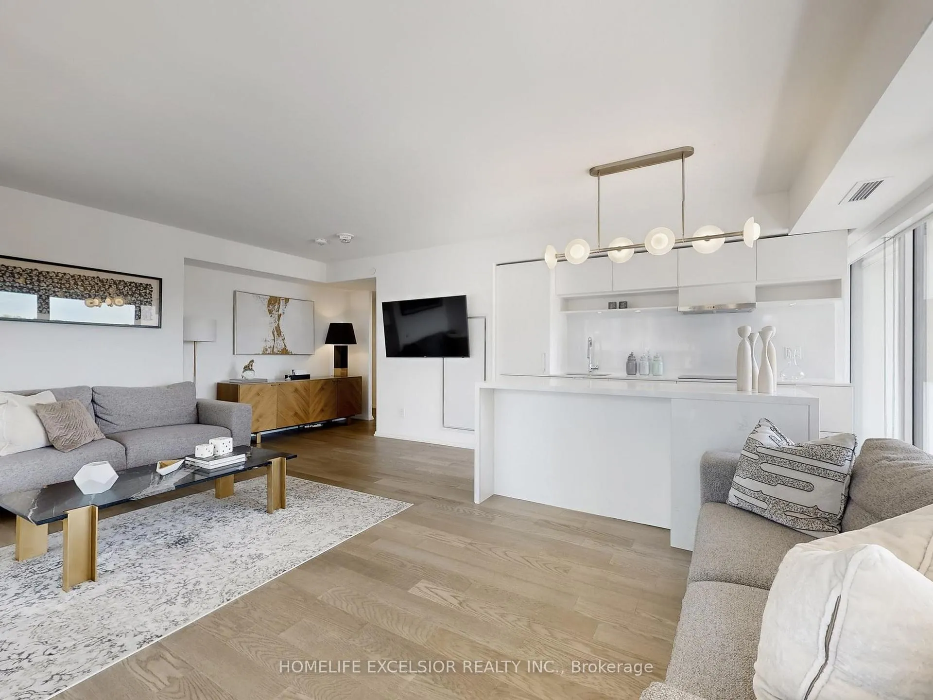 Photo 8 of Unit 716, 5 Soudan Avenue, Toronto, Mount Pleasant West — HOMEH