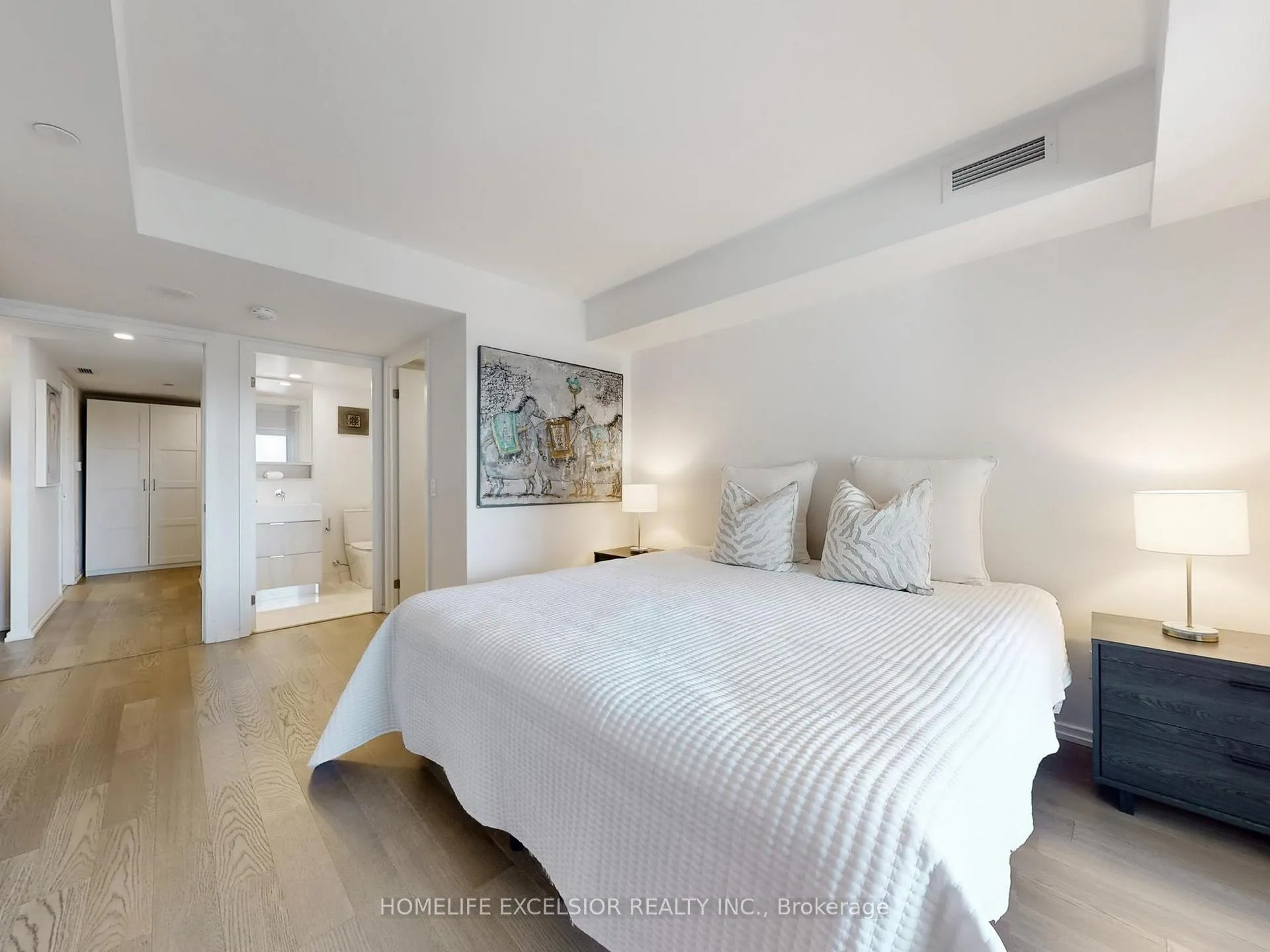 Photo 14 of Unit 716, 5 Soudan Avenue, Toronto, Mount Pleasant West — HOMEH