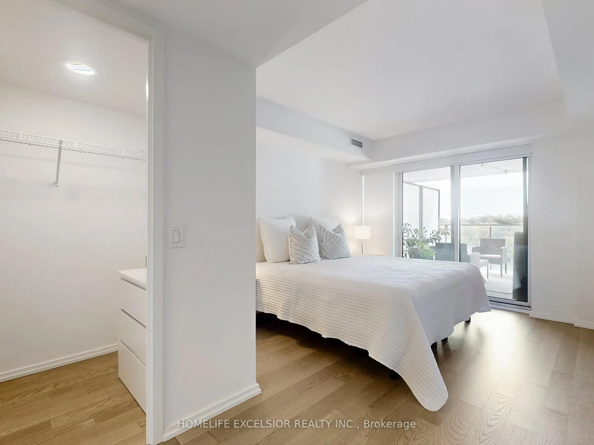 Photo 16 of Unit 716, 5 Soudan Avenue, Toronto, Mount Pleasant West — HOMEH