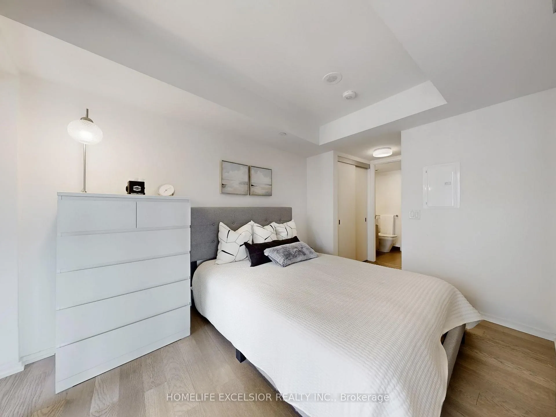 Photo 18 of Unit 716, 5 Soudan Avenue, Toronto, Mount Pleasant West — HOMEH