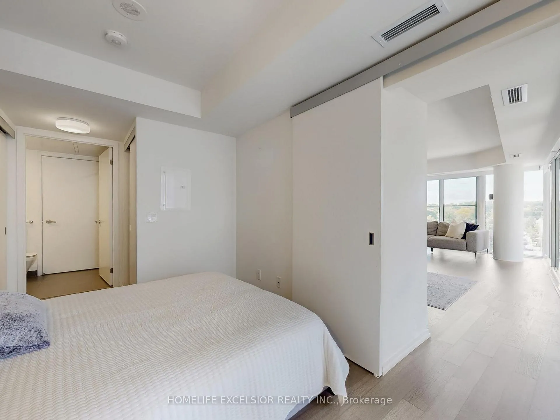 Photo 19 of Unit 716, 5 Soudan Avenue, Toronto, Mount Pleasant West — HOMEH
