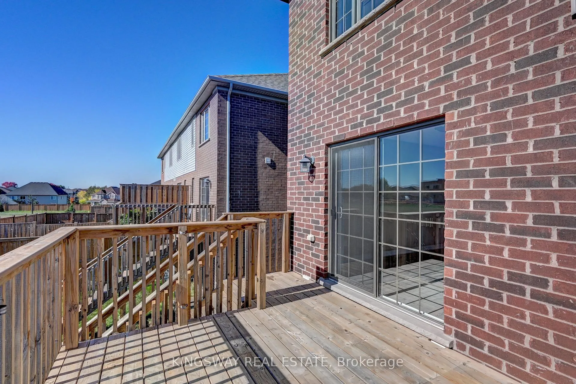 Photo 46 of 86 Monarch Woods Drive, Kitchener — HOMEH