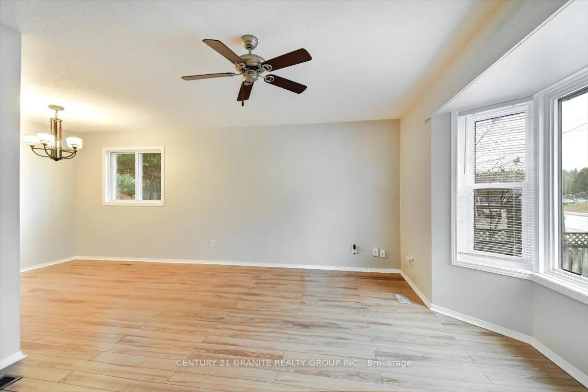Photo 7 of 13 Monck Street, Bancroft, Bancroft Ward — HOMEH