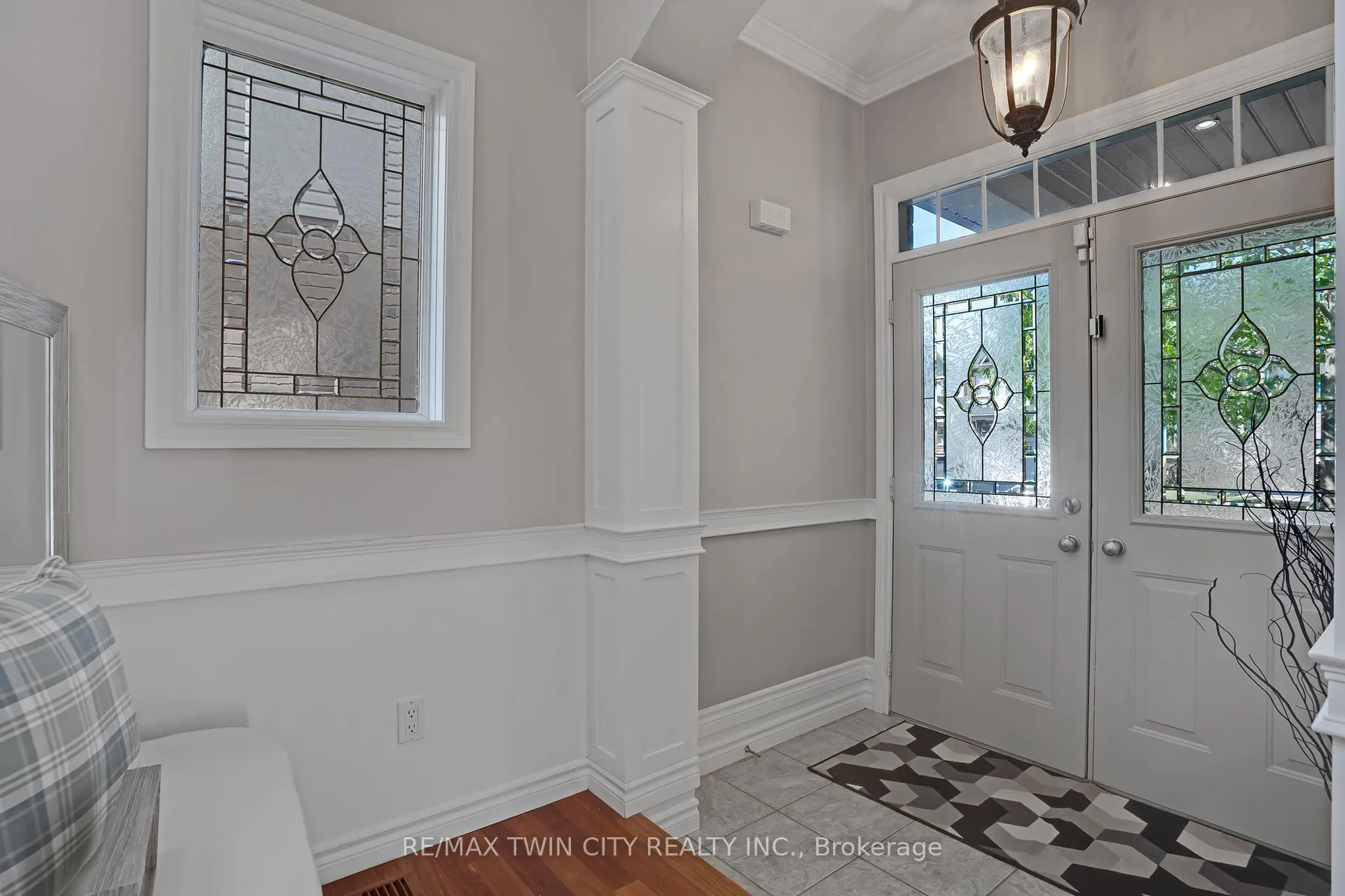 Photo 3 of 31 Coopershawk Street, Kitchener — HOMEH