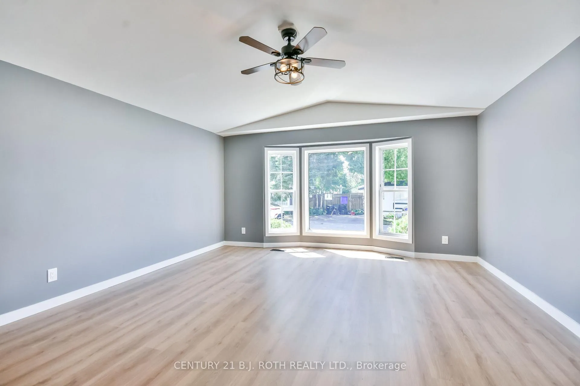 Photo 6 of 4113 Ash Crescent, Severn, Rural Severn — HOMEH