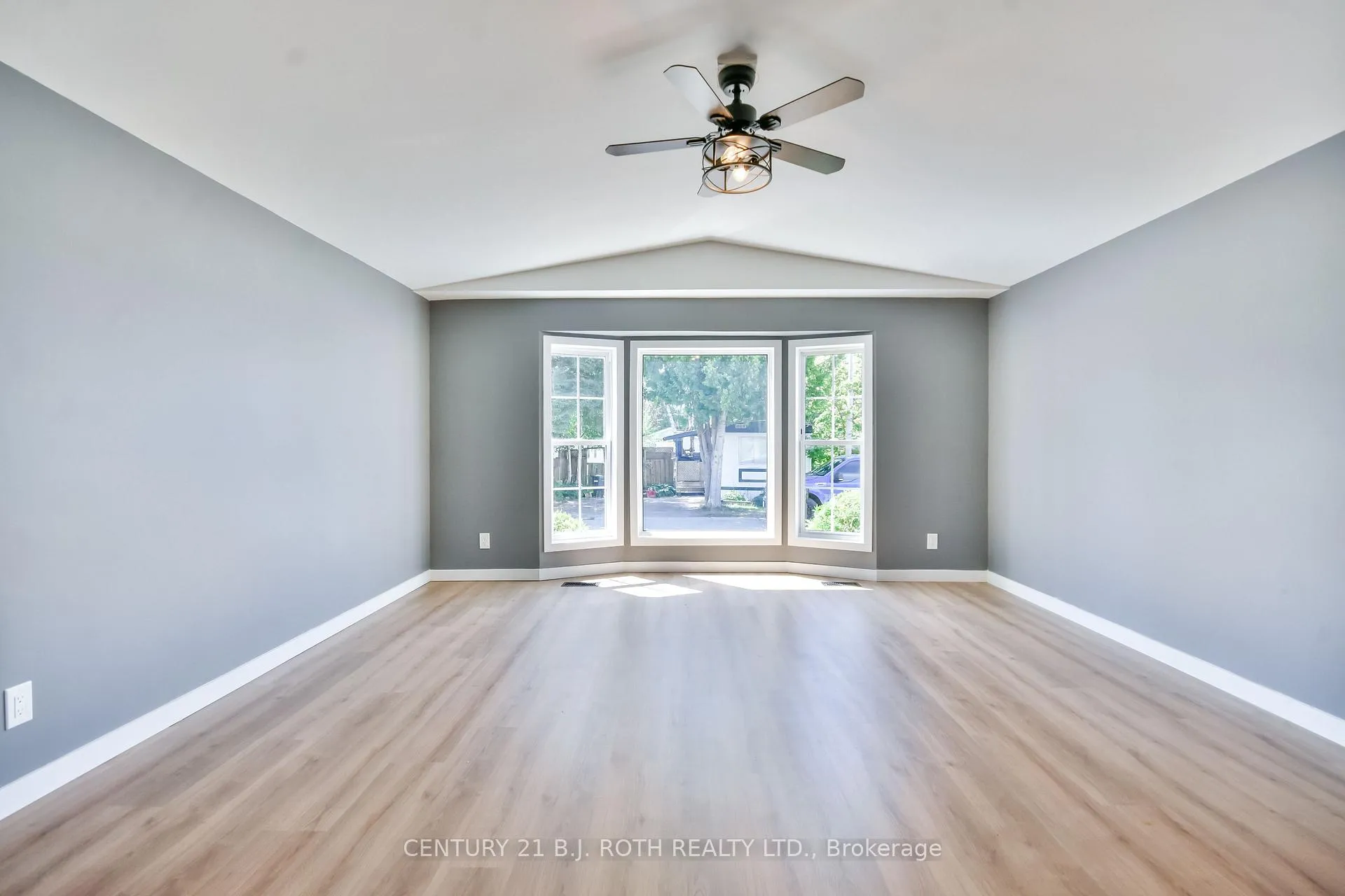 Photo 7 of 4113 Ash Crescent, Severn, Rural Severn — HOMEH