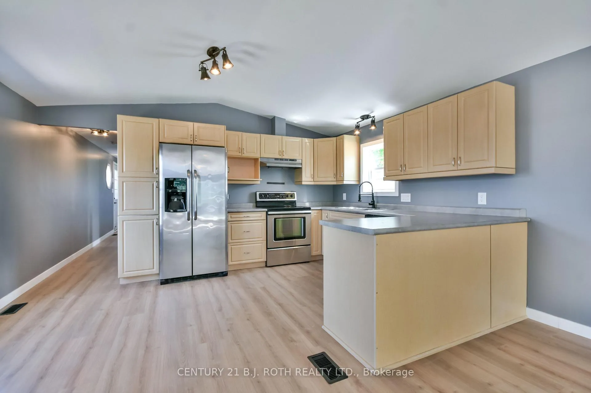 Photo 11 of 4113 Ash Crescent, Severn, Rural Severn — HOMEH
