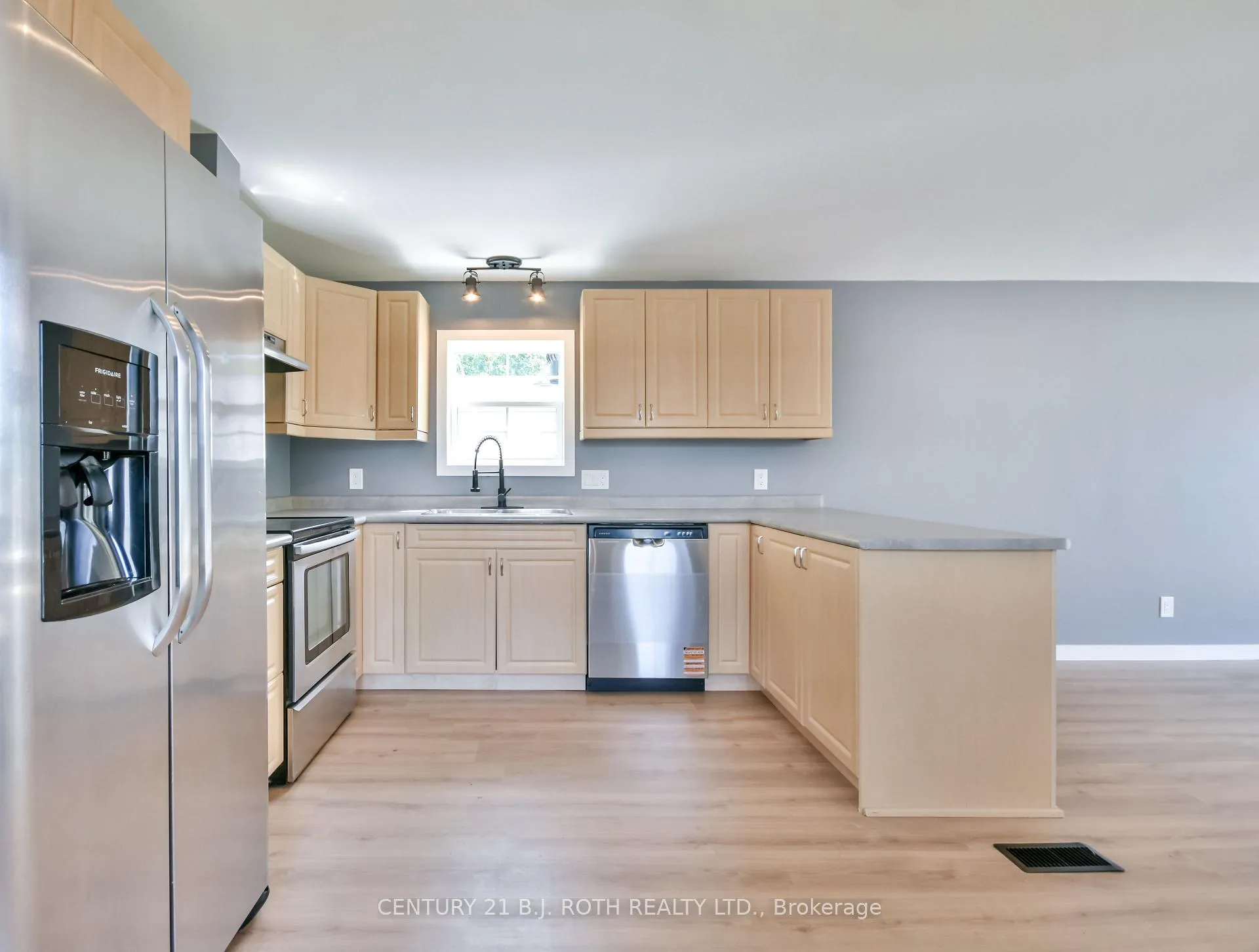 Photo 12 of 4113 Ash Crescent, Severn, Rural Severn — HOMEH