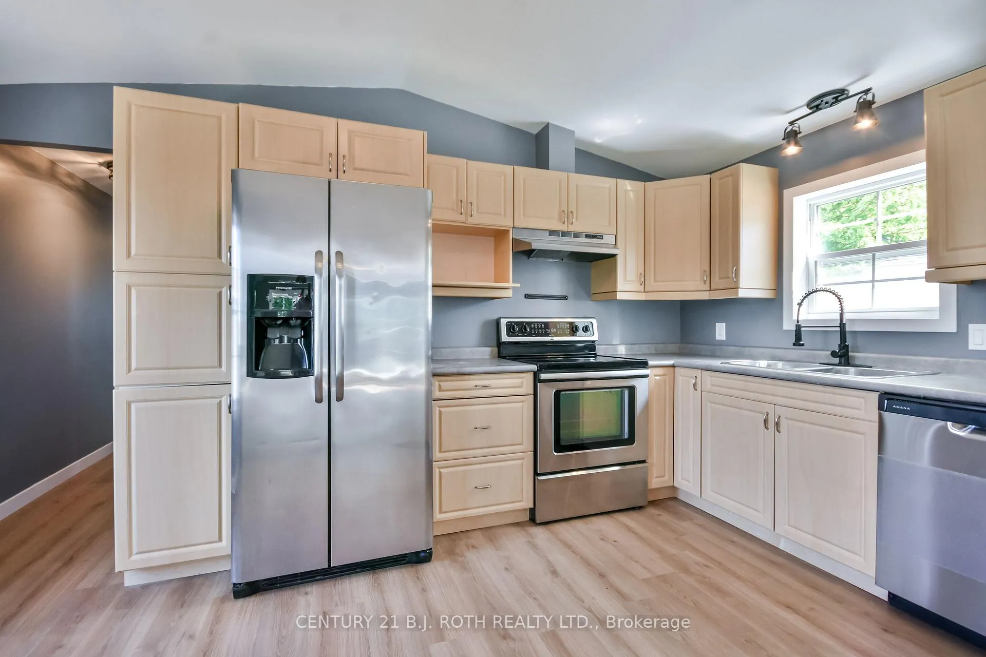 Photo 14 of 4113 Ash Crescent, Severn, Rural Severn — HOMEH