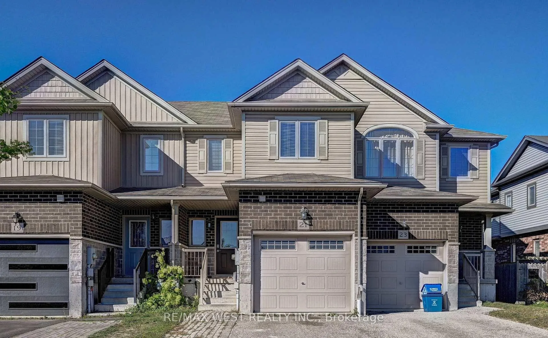 Photo 1 of 21 Machado Street, Kitchener, Huron Park — HOMEH