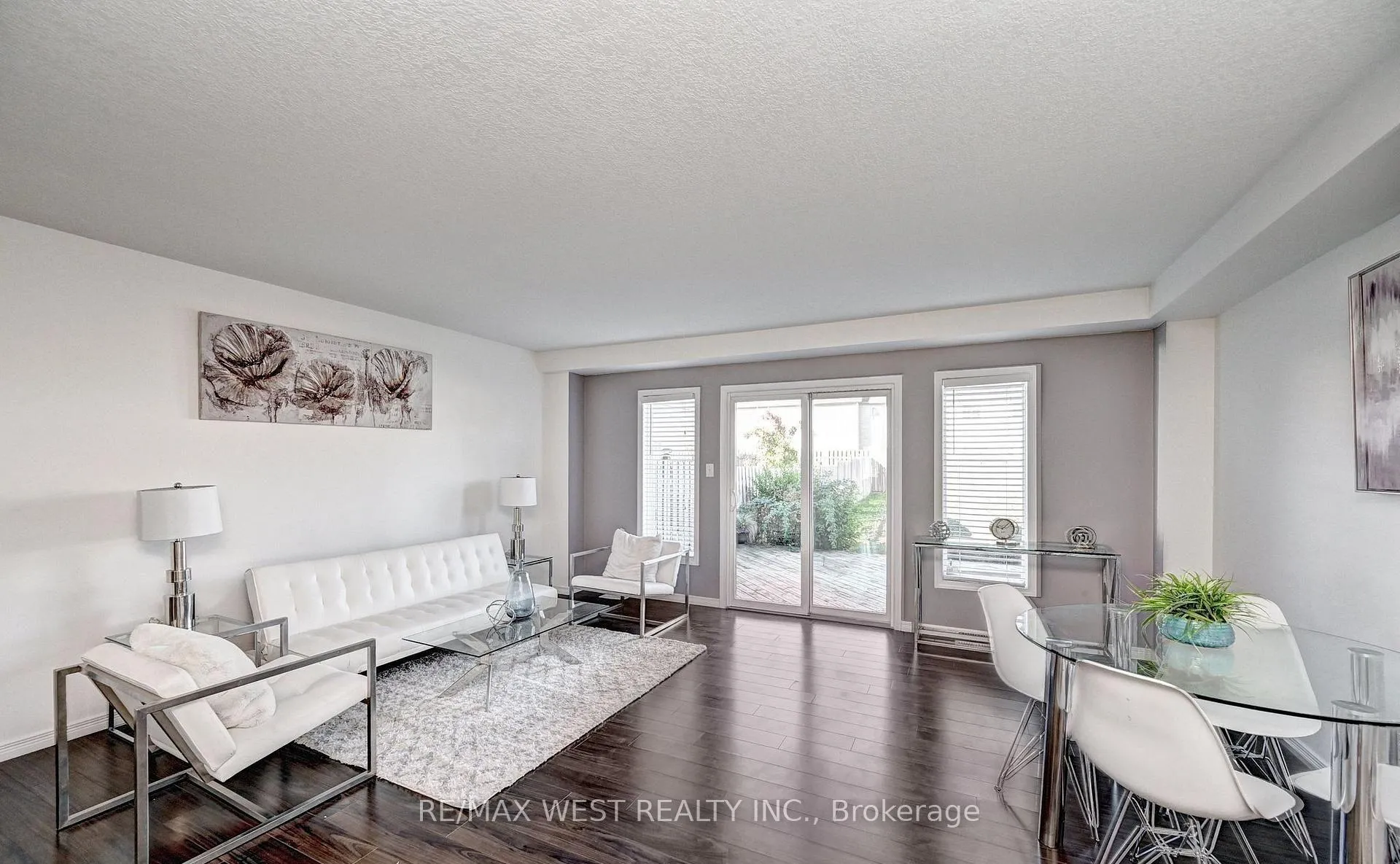 Photo 9 of 21 Machado Street, Kitchener, Huron Park — HOMEH