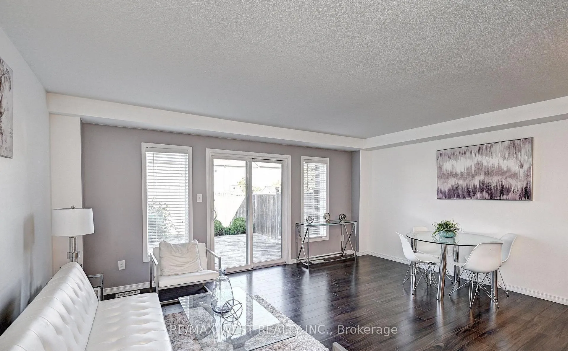 Photo 10 of 21 Machado Street, Kitchener, Huron Park — HOMEH