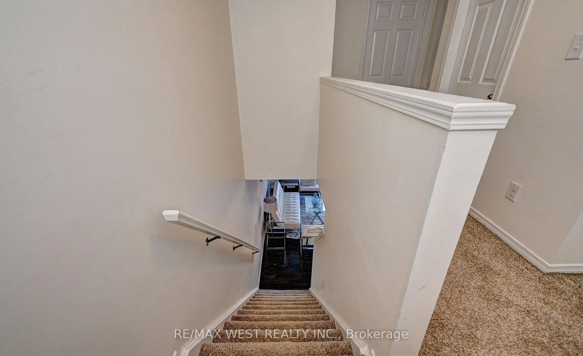 Photo 18 of 21 Machado Street, Kitchener, Huron Park — HOMEH