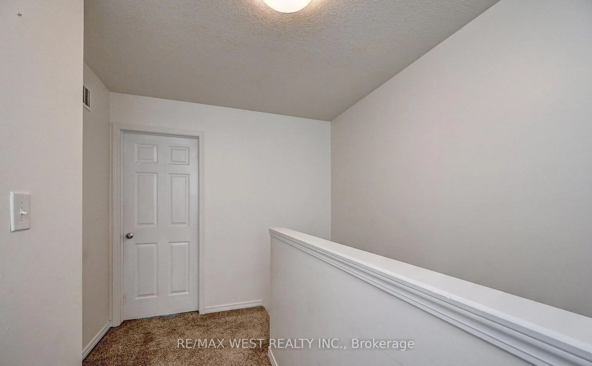 Photo 20 of 21 Machado Street, Kitchener, Huron Park — HOMEH