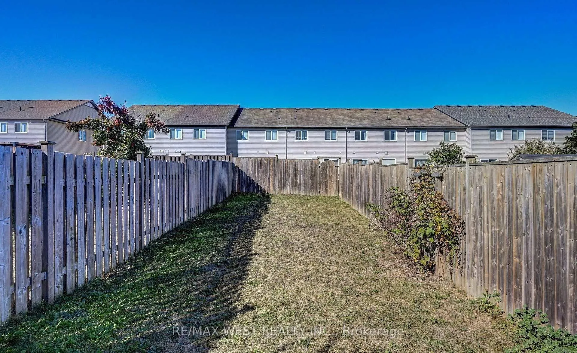 Photo 42 of 21 Machado Street, Kitchener, Huron Park — HOMEH