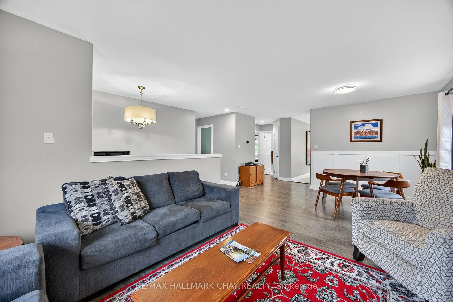 Photo 9 of 63 Osprey Ridge Road, Barrie, Little Lake — HOMEH
