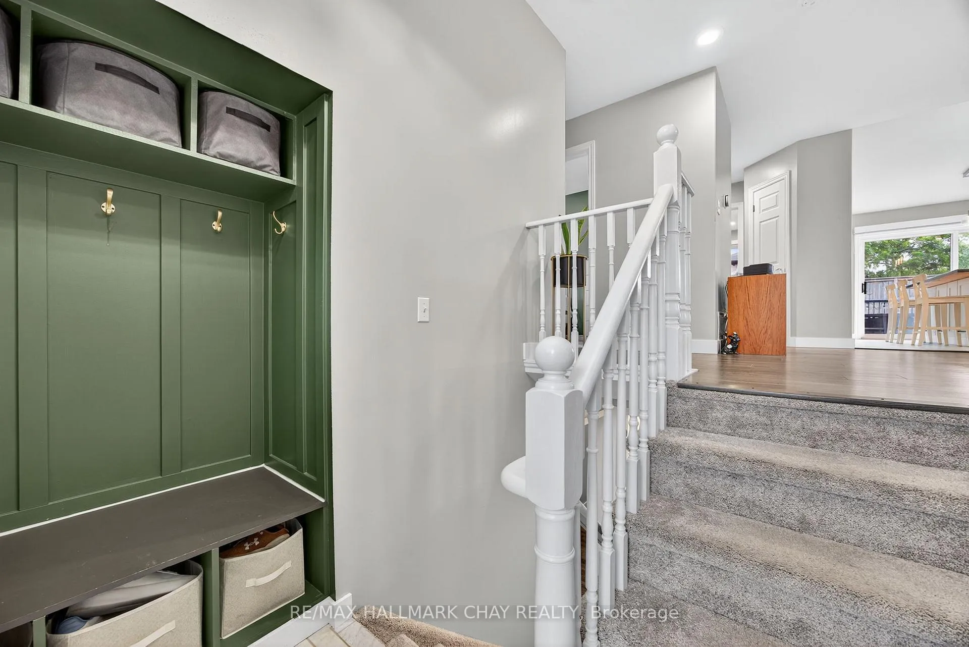 Photo 16 of 63 Osprey Ridge Road, Barrie, Little Lake — HOMEH