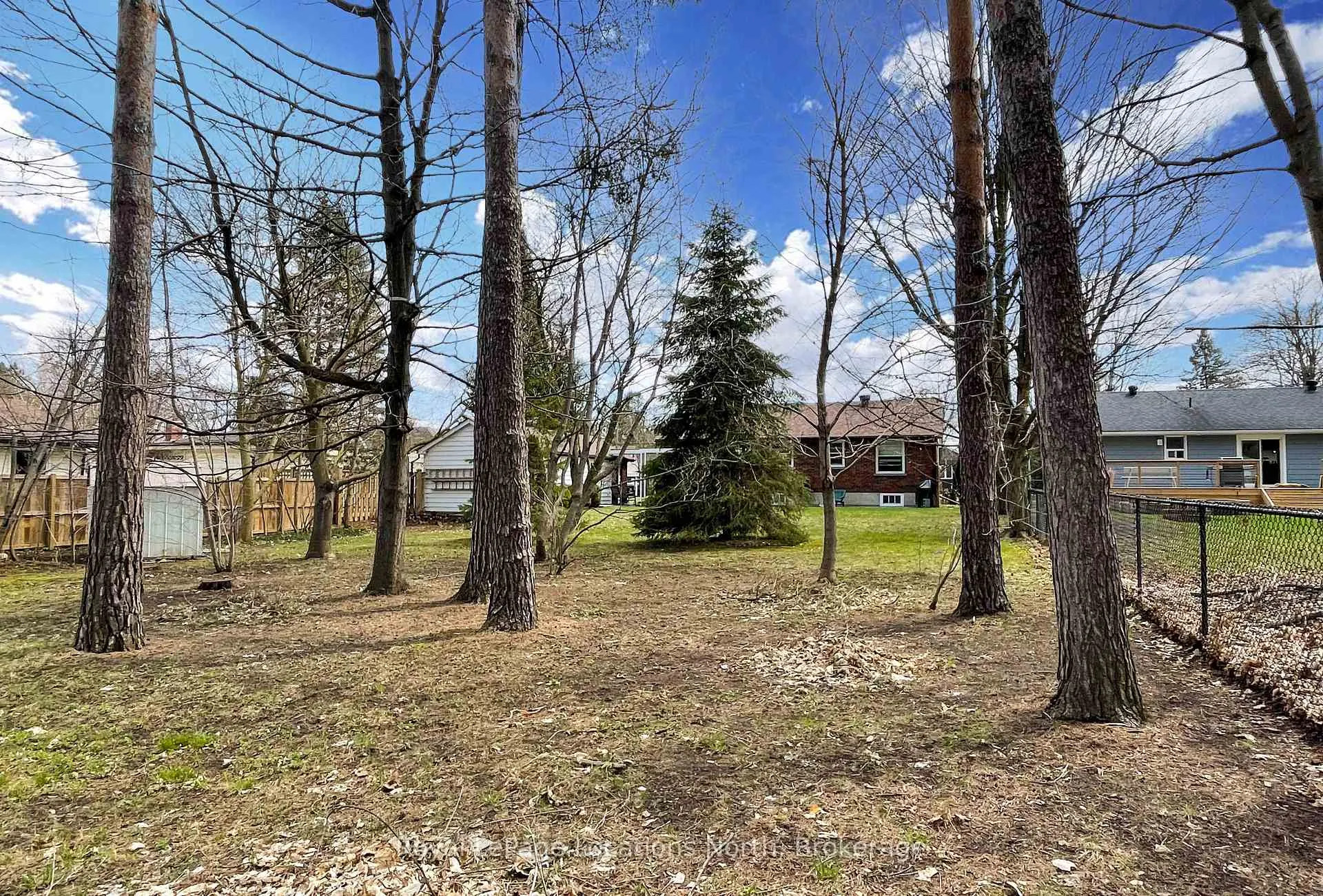 Photo 12 of 212 Kirkwood Drive, Clearview, Stayner — HOMEH