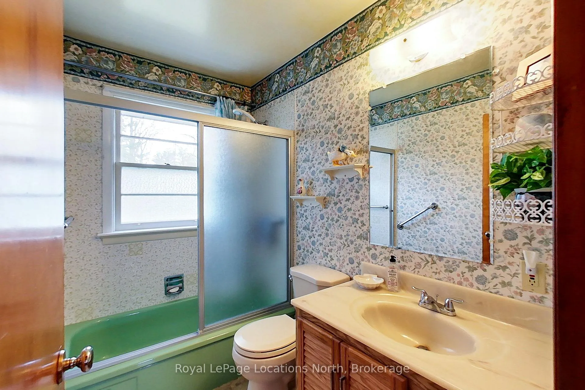 Photo 34 of 212 Kirkwood Drive, Clearview, Stayner — HOMEH